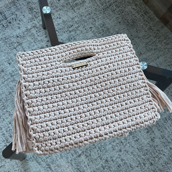 Binge Knitting Sophia cream Clutch New Chic Fringe Crochet Hand-knit Handbag - Picture 7 of 12